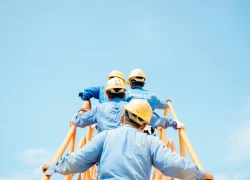 Позитив с рынка труда поддержал рост акций в США и Европе Позитив с рынка труда поддержал рост акций в США и Европе