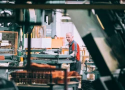 Промышленный рывок: Латвия обогнала ЕС по темпам роста производства Промышленный рывок: Латвия обогнала ЕС по темпам роста производства