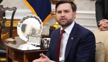 ⚡️ - Мир в Украине будет достигнут не позднее, чем через полгода , — вице-президент США Вэнс. ✉️ Дяд