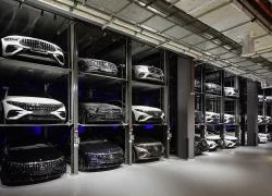 Прибыль Mercedes-Benz упала более чем на 30%: виноваты США и Китай