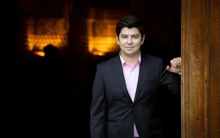 Бехзод Абдураимов: Виртуозный пианист покоряет мир